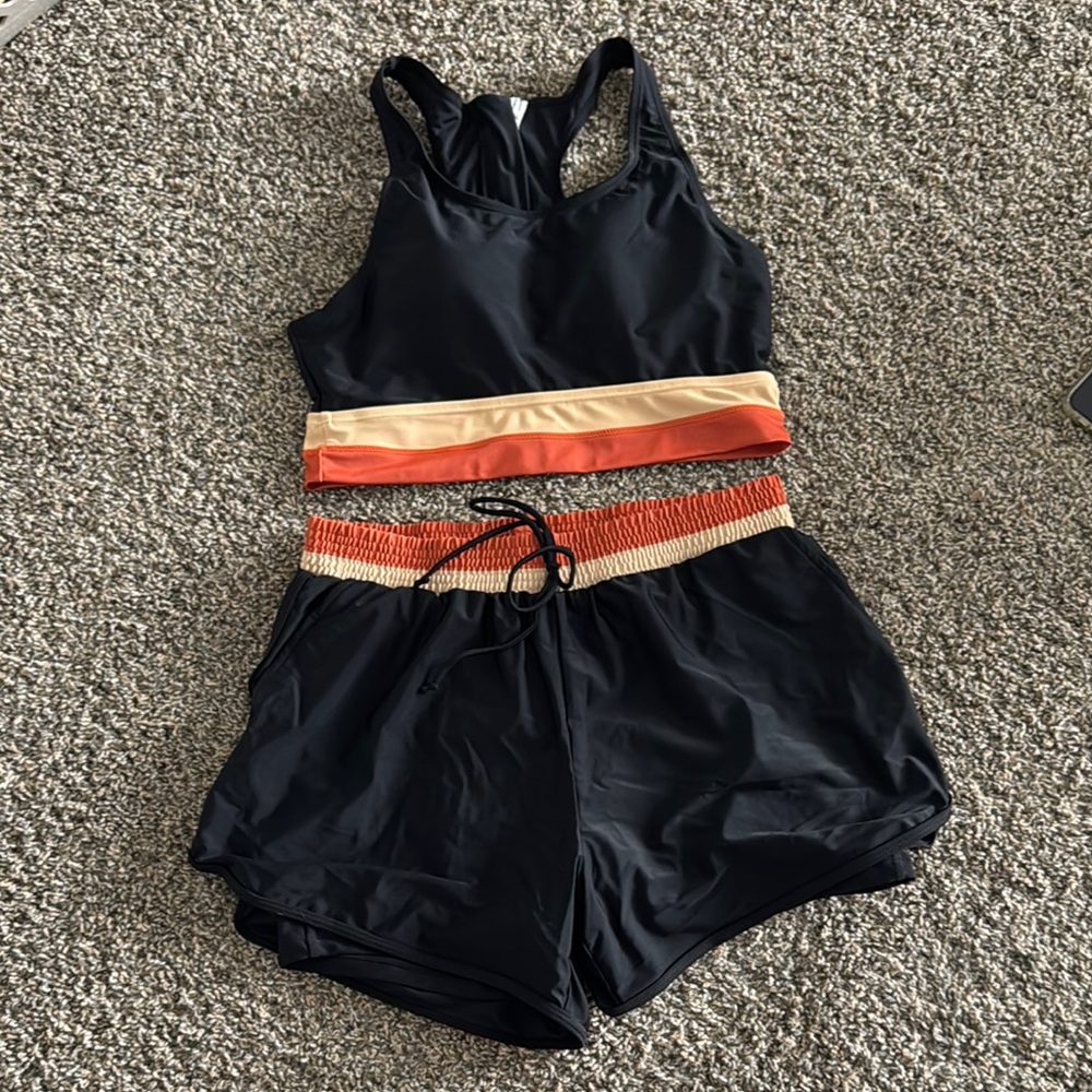 BRAND NEW Black Colorblock Zipper Back Sporty Bikini Top With Boy Short Set